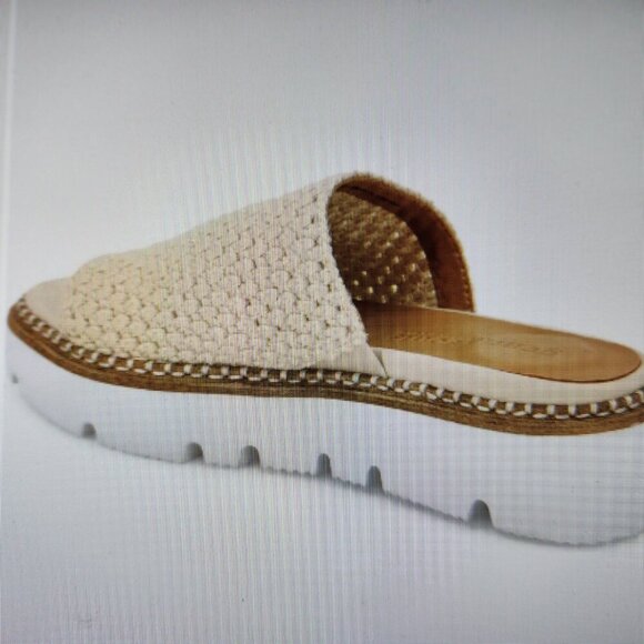 Gentle Souls "Lavern " Crocheted Knit Sandals. NIB (replacement box). Size 9 - Picture 3 of 15